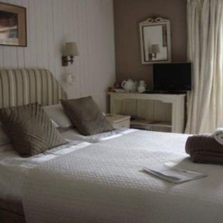 Wisteria House B&B Chippenham  Buitenkant foto
